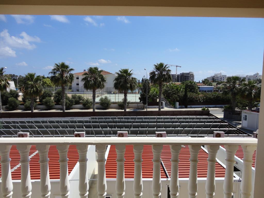 Athena Villa Ayia Napa Exteriör bild