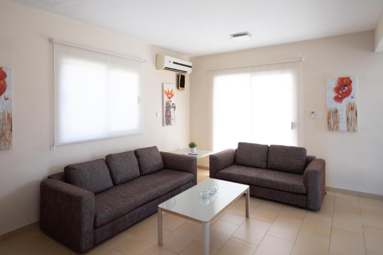 Athena Villa Ayia Napa Exteriör bild
