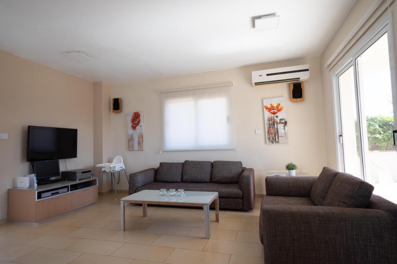 Athena Villa Ayia Napa Exteriör bild